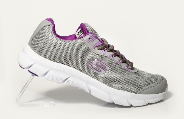 کتونی اسکیچرز ویستا